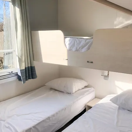 Spacieux Avec Piscine Partagée à Châteauneuf-de-galaure Сasa de vacaciones Chateauneuf-de-Galaure